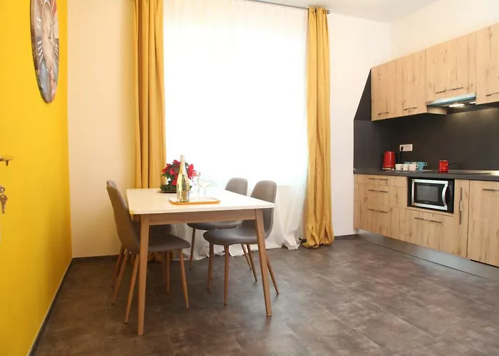 Gasthuis Writer's Place 2*