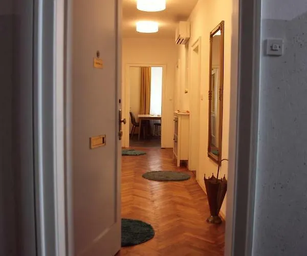 Writer's Place ليوبليانا