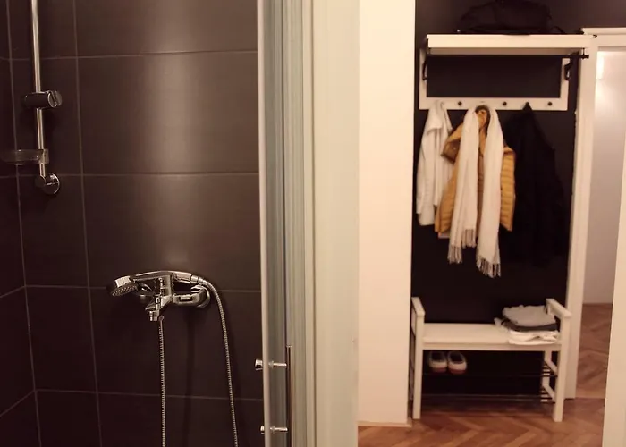 Gostinjska kuća Writer's Place Ljubljana